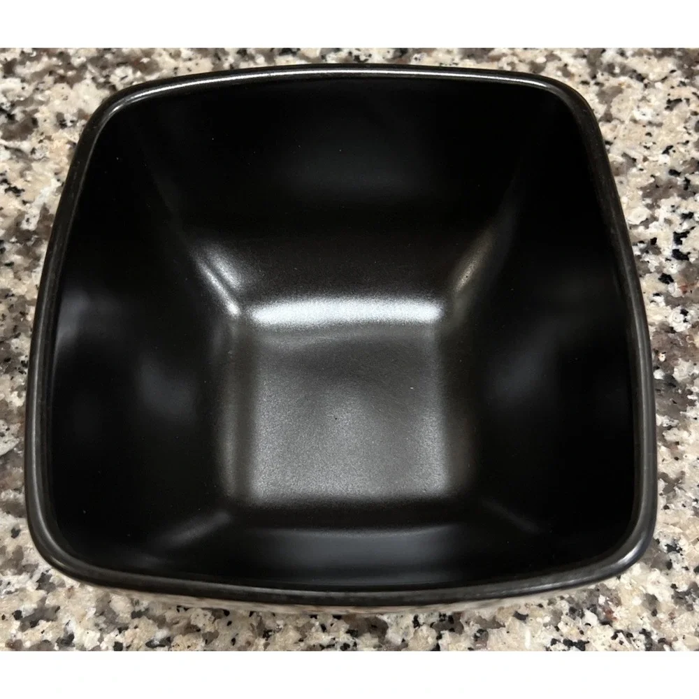 Set Of 4 Parker‎ & Jane Chrysanthemum Square Bowls Black White Mum Flower